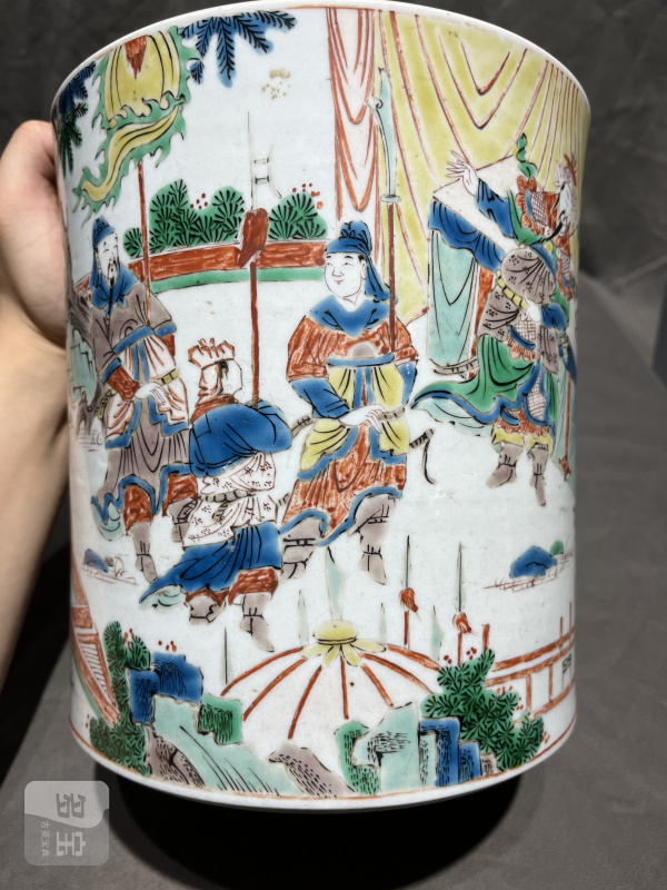 清早期 五彩人物故事图大笔筒 - 图3